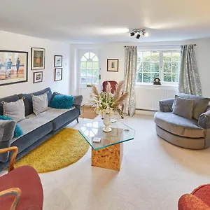  Holiday home Host & - Rose United Kingdom